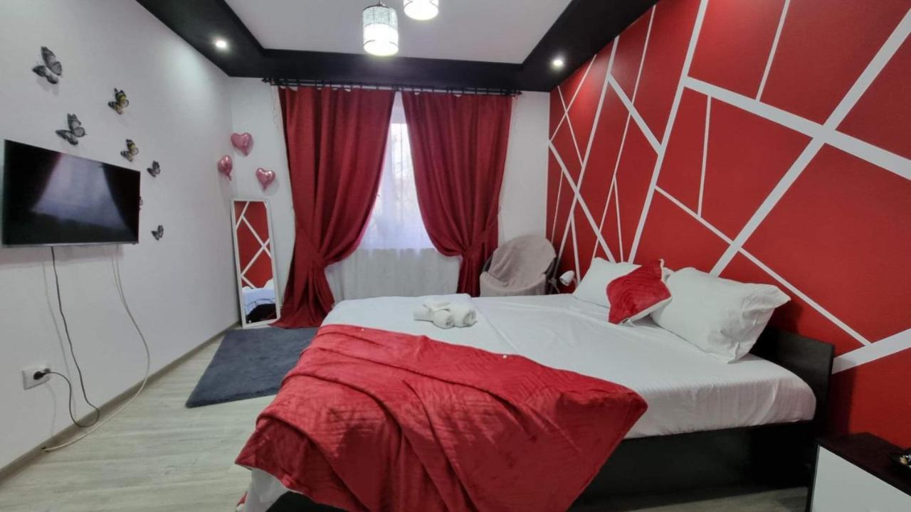 Studio vale Appartamento Hunedoara Esterno foto