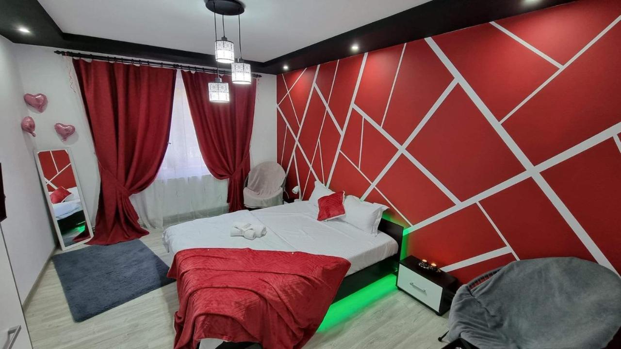 Studio vale Appartamento Hunedoara Esterno foto